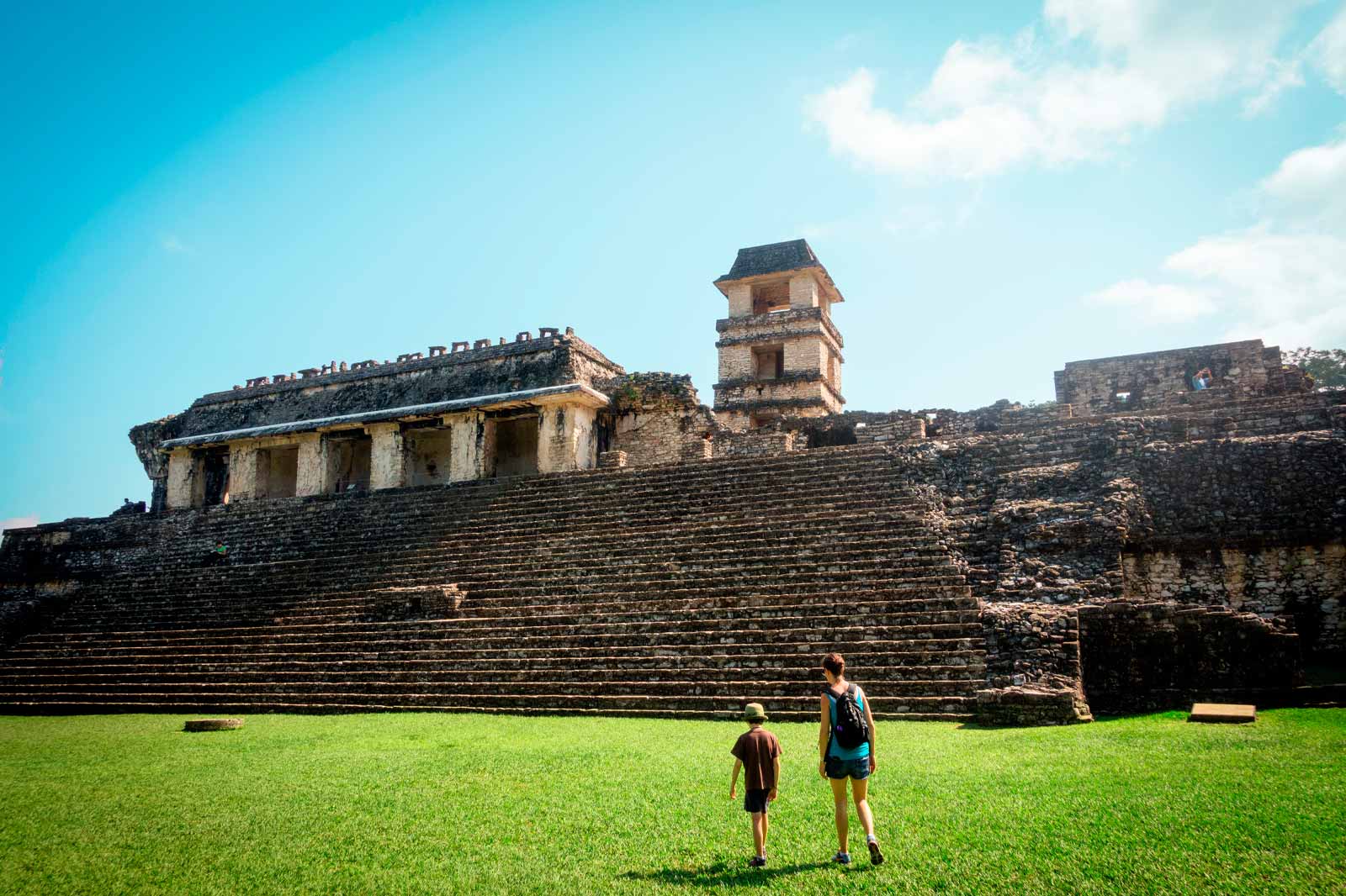 mexicofinder-travel-mexico-chiapa-palenque-living-history